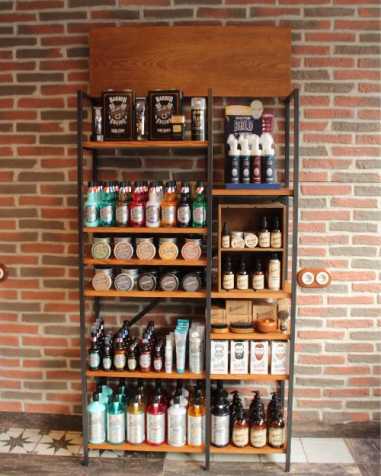 Expositor de pie (Madera-Metal) Beardburys