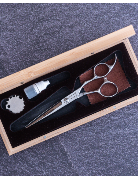 Tijeras de Barbería Takimura Corte