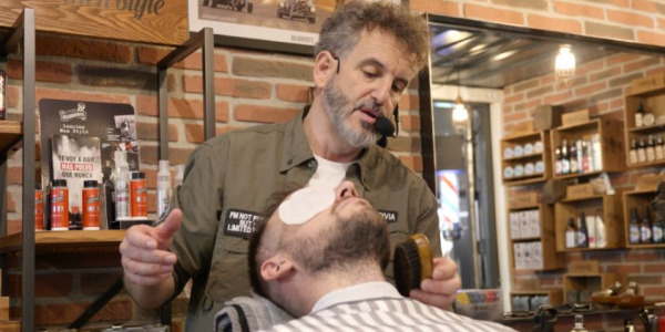¿CÓMO RECORTAR LA BARBA DEL CUELLO?